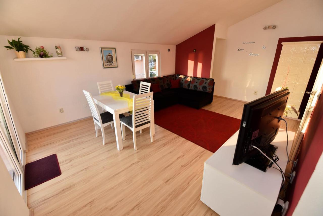 Bonaca Apartment Ртина Екстериор снимка