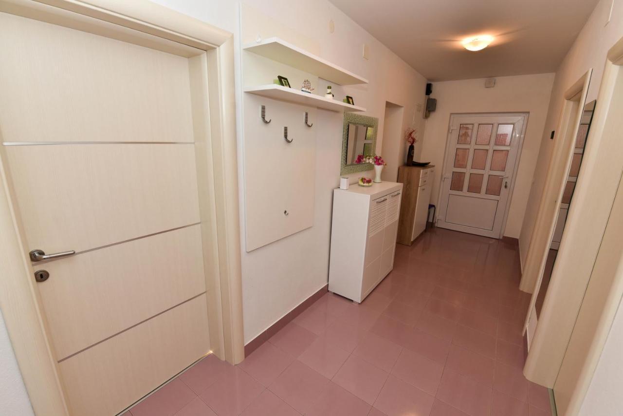 Bonaca Apartment Ртина Екстериор снимка